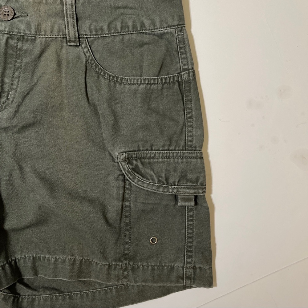 THE NORTH FACE Shorts Army Green Cotton Women’s Size 4 - Picture 3 of 9